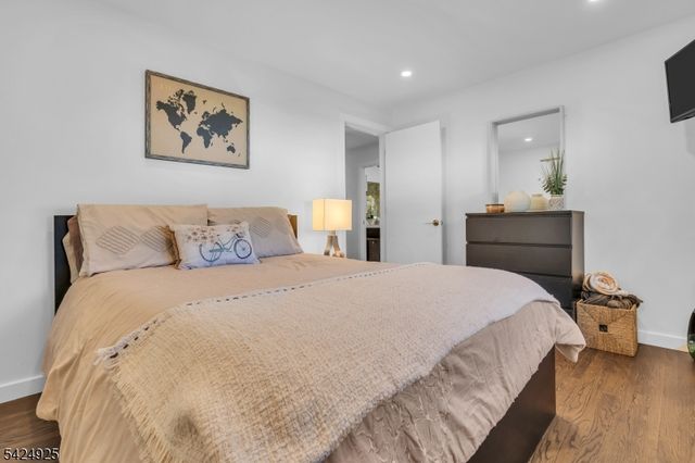 319 Myrtle Ave, Scotch Plains Twp., NJ 07076