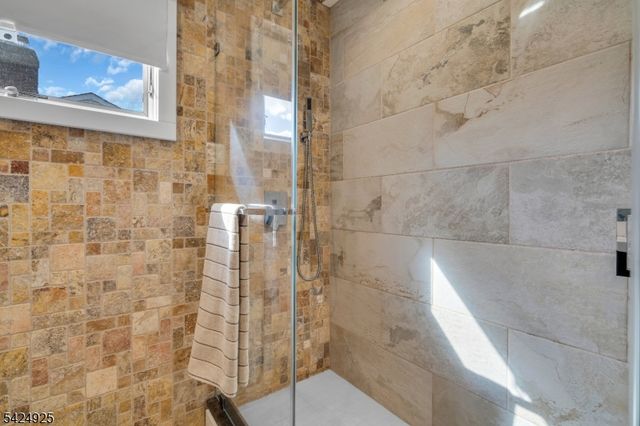 319 Myrtle Ave, Scotch Plains Twp., NJ 07076