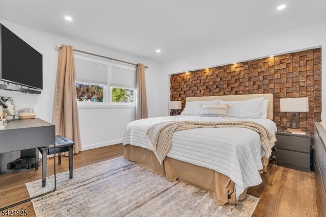 319 Myrtle Ave, Scotch Plains Twp., NJ 07076