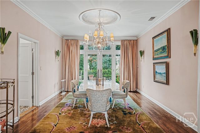 102 E 45th Street, Savannah, GA 31405