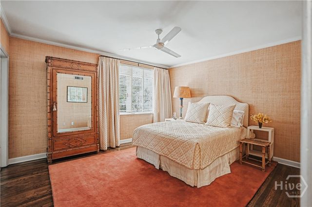 102 E 45th Street, Savannah, GA 31405