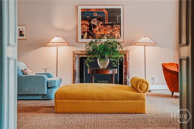 102 E 45th Street, Savannah, GA 31405