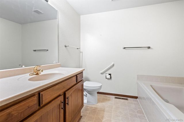 8014 W 78th Way, Arvada, CO 80005