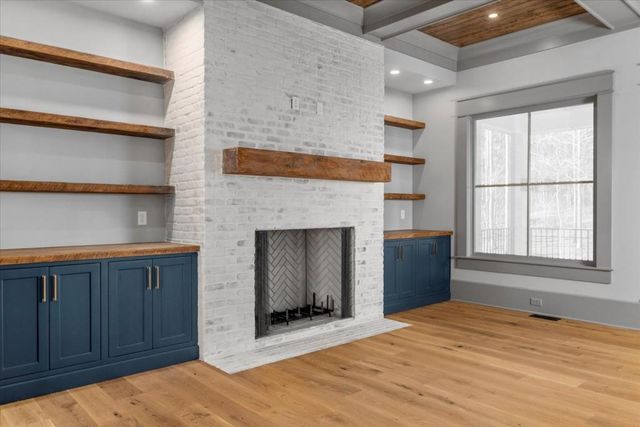 4559 OGLETHORPE Loop NW, Acworth, GA 30101