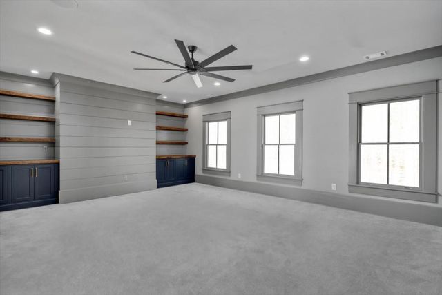 4559 OGLETHORPE Loop NW, Acworth, GA 30101