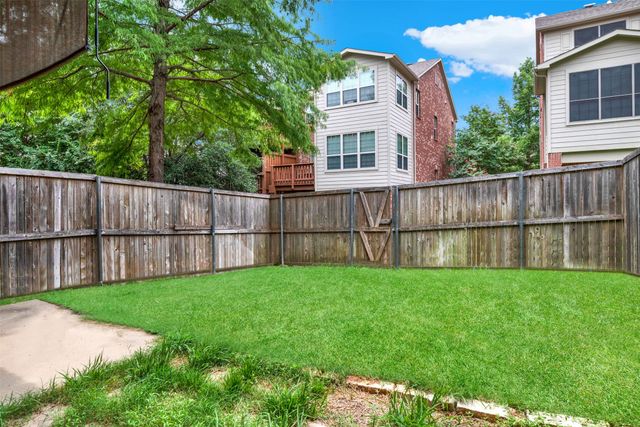 2556 Chambers Drive, Lewisville, TX 75067