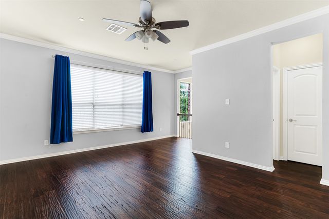 2556 Chambers Drive, Lewisville, TX 75067