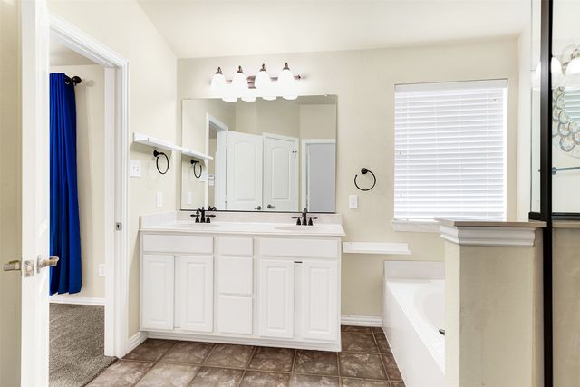 2556 Chambers Drive, Lewisville, TX 75067