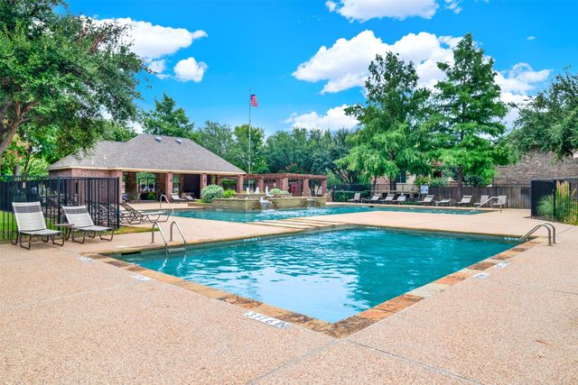 2556 Chambers Drive, Lewisville, TX 75067
