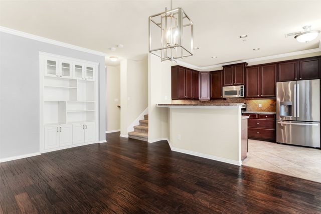 2556 Chambers Drive, Lewisville, TX 75067
