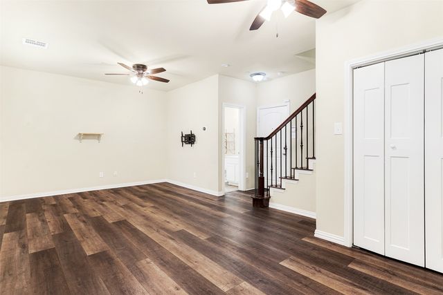 2556 Chambers Drive, Lewisville, TX 75067