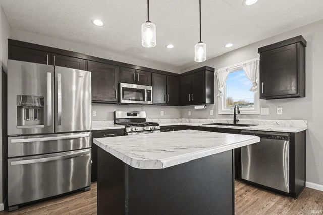 107 Pepper Ridge Drive, North Liberty, IN 46554