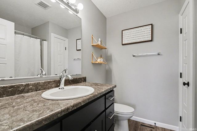 107 Pepper Ridge Drive, North Liberty, IN 46554