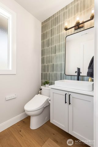 2708 220th Place SW, Brier, WA 98036