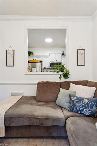 1709 Duntrune GLN, Williamsburg, VA 23188