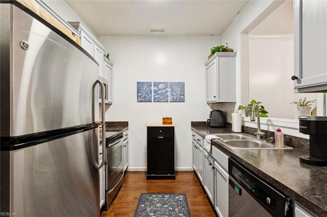 1709 Duntrune GLN, Williamsburg, VA 23188