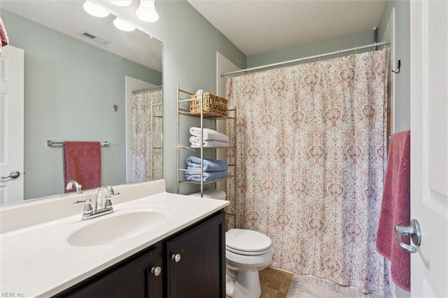 1709 Duntrune GLN, Williamsburg, VA 23188