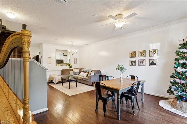 1709 Duntrune GLN, Williamsburg, VA 23188