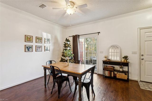 1709 Duntrune GLN, Williamsburg, VA 23188