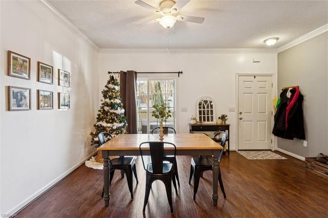 1709 Duntrune GLN, Williamsburg, VA 23188