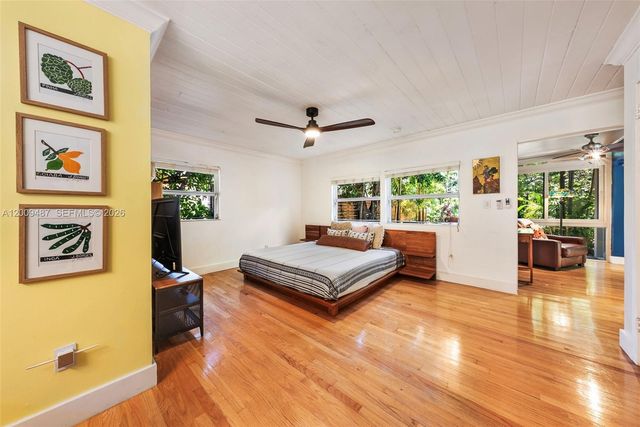 311 NE 86th St, El Portal, FL 33138