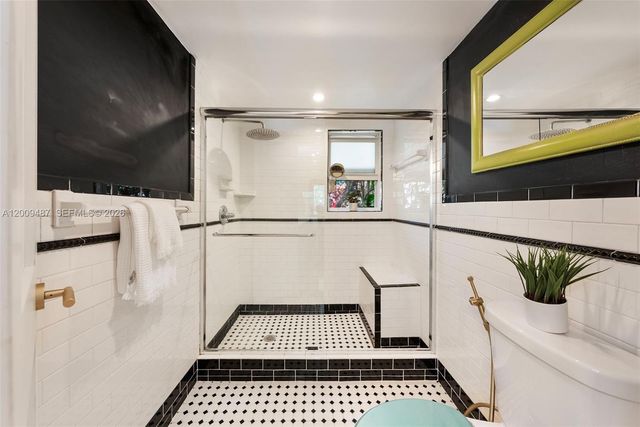 311 NE 86th St, El Portal, FL 33138