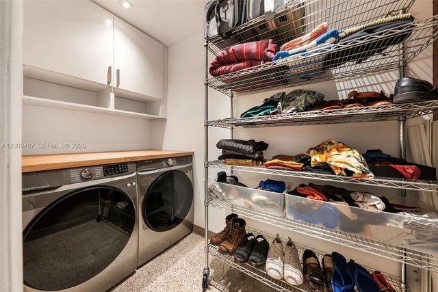 311 NE 86th St, El Portal, FL 33138