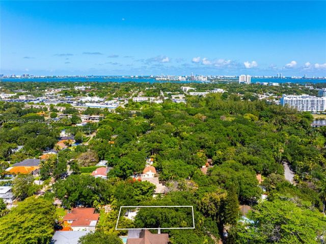 311 NE 86th St, El Portal, FL 33138