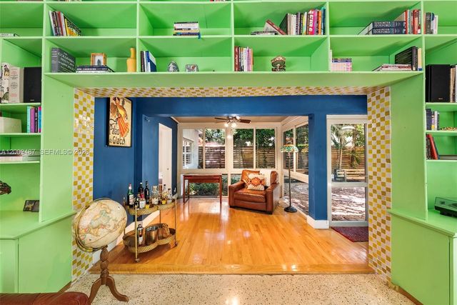 311 NE 86th St, El Portal, FL 33138