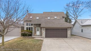38033 Cherry Lane, Harrison Charter Township, MI 48045