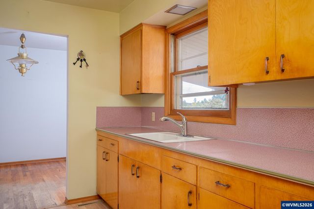 34970 Sykes Rd, St Helens, OR 97051