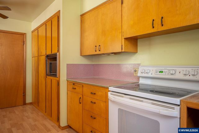 34970 Sykes Rd, St Helens, OR 97051