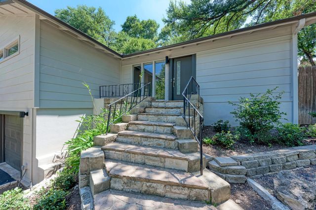 1700 Antler DR, Austin, TX 78741