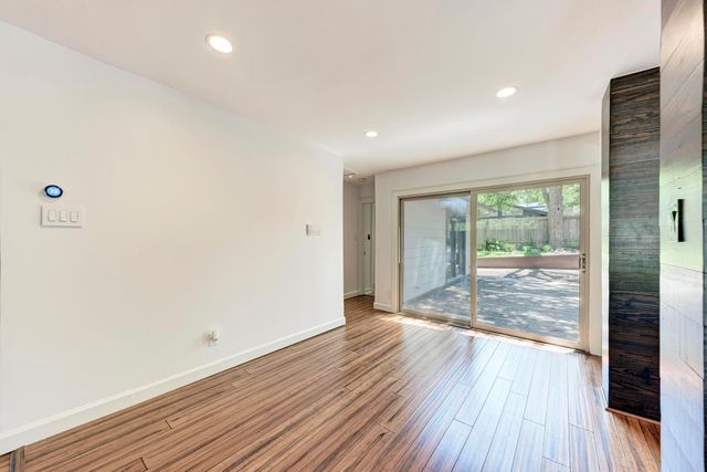 1700 Antler DR, Austin, TX 78741