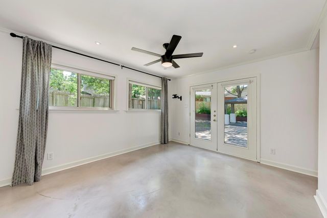 1700 Antler DR, Austin, TX 78741