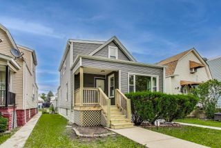 5735 S Fairfield Avenue, Chicago, IL 60629