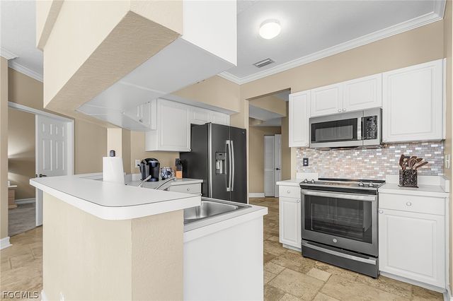 9060 Palmas Grandes BLVD 201, Bonita Springs, FL 34135