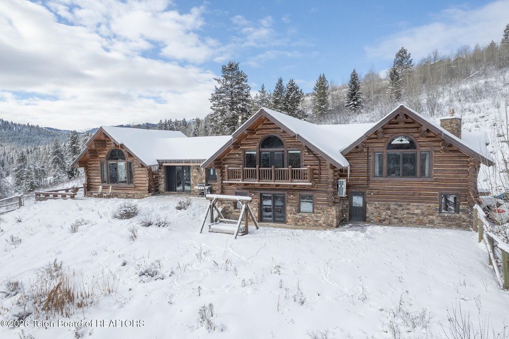 4020 W BRONCO Road, Wilson, WY 83014 photo 2