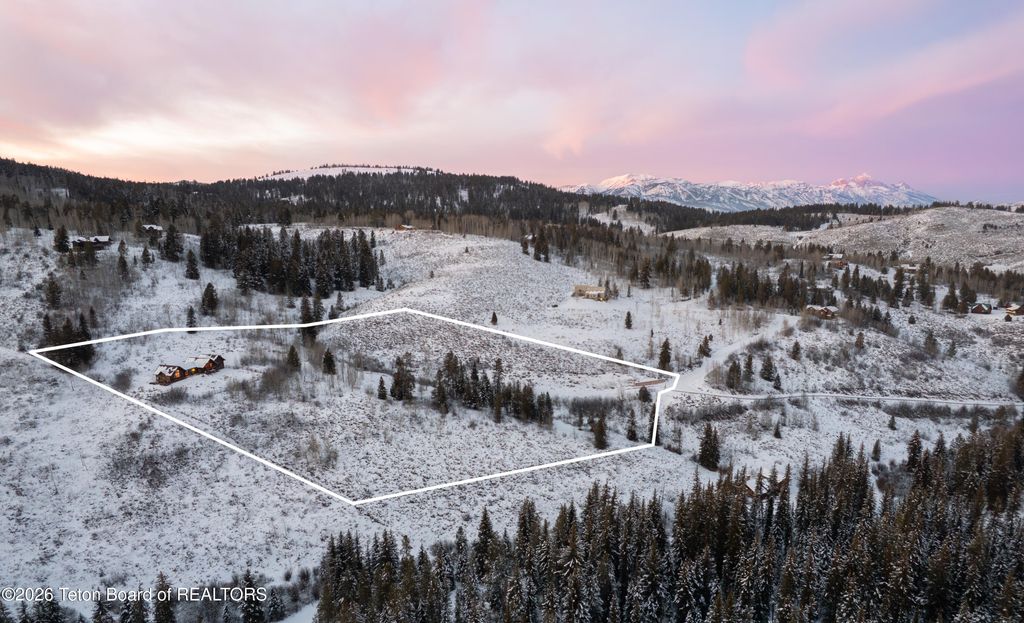 4020 W BRONCO Road, Wilson, WY 83014 photo 5