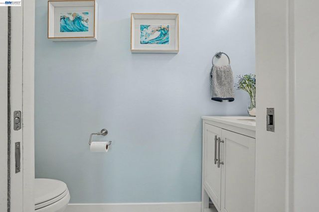 617 Pacific Ave, Alameda, CA 94501