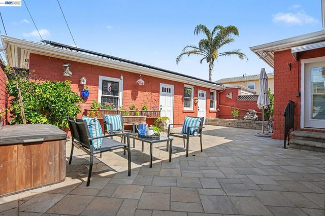 617 Pacific Ave, Alameda, CA 94501