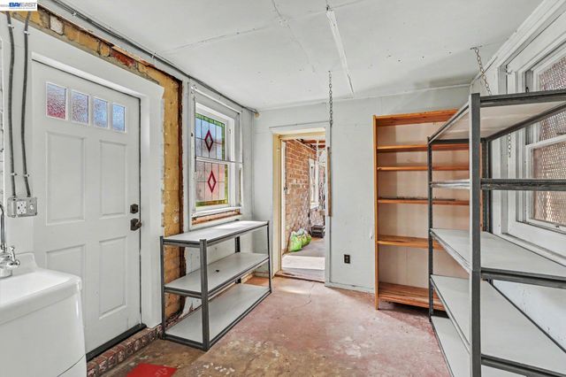 617 Pacific Ave, Alameda, CA 94501