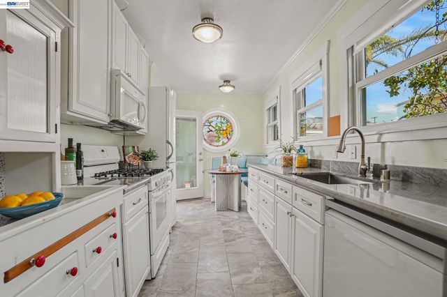 617 Pacific Ave, Alameda, CA 94501