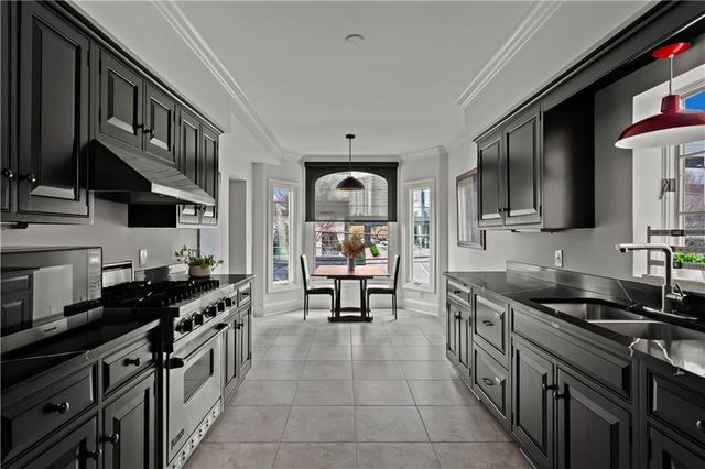 3638 Peachtree Road NE 306, Atlanta, GA 30319