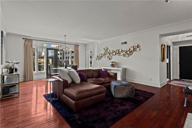 3638 Peachtree Road NE 306, Atlanta, GA 30319