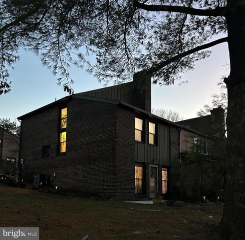 1 CLUB LN, Reading, PA 19607