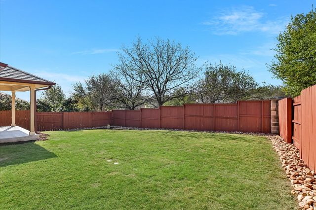 1813 Meandering Meadows DR, Pflugerville, TX 78660