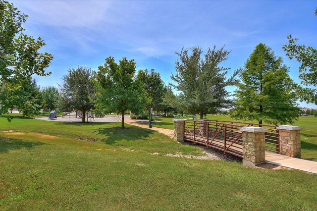 1813 Meandering Meadows DR, Pflugerville, TX 78660