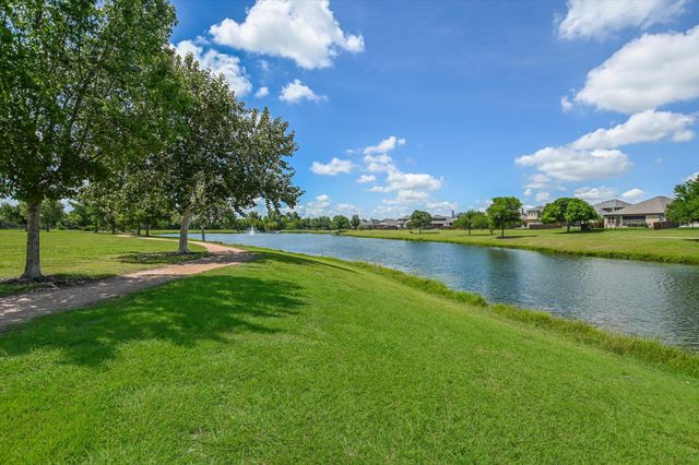 1813 Meandering Meadows DR, Pflugerville, TX 78660