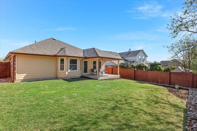 1813 Meandering Meadows DR, Pflugerville, TX 78660